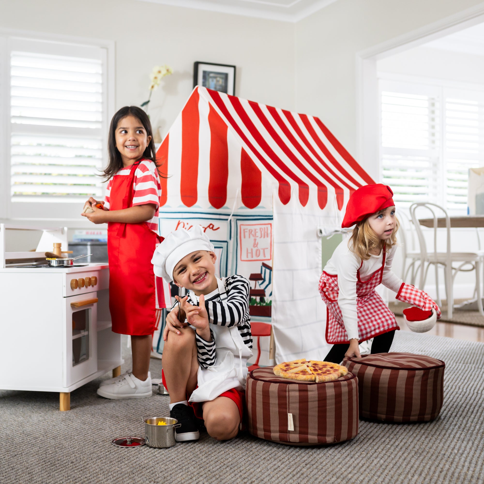 Flippi Pizza Restaurant Tent Cover